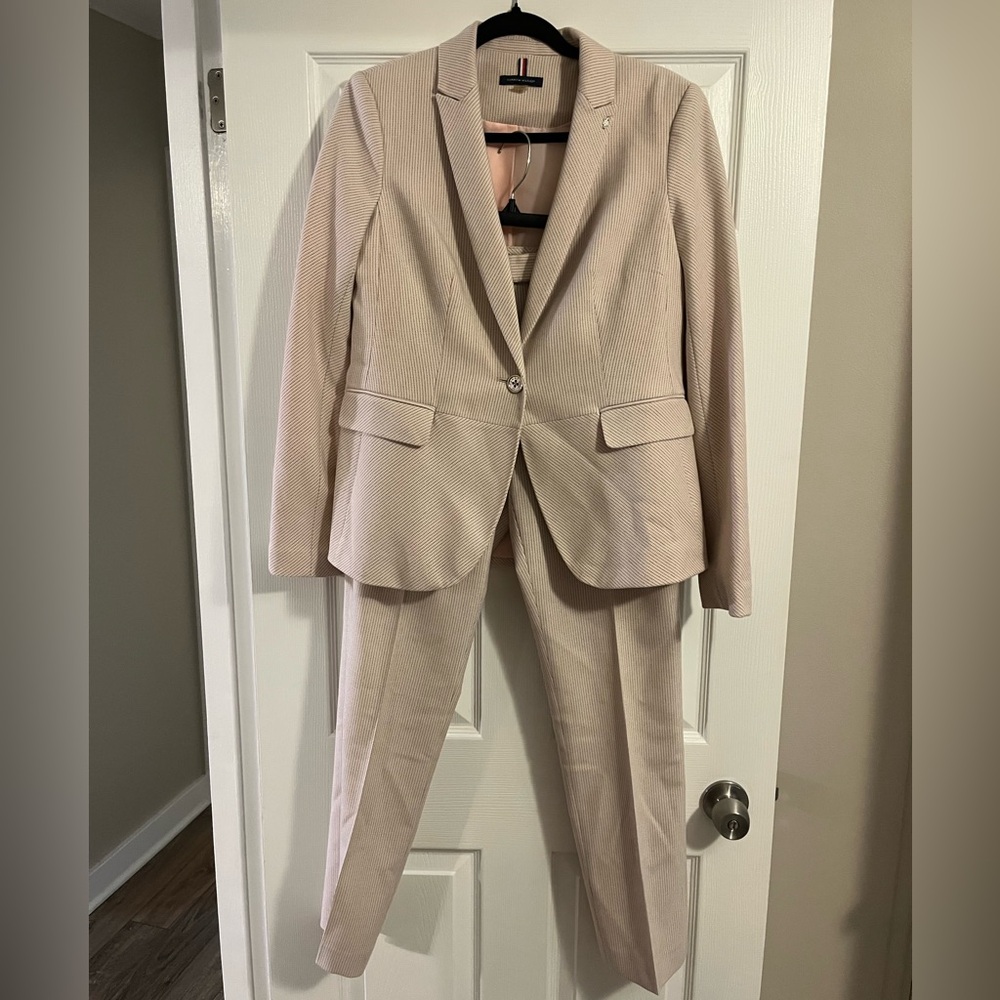 Tommy Hilfiger Pink Suit Set